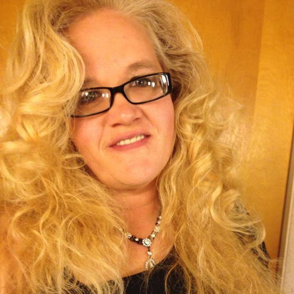Meet your Posher, Rita